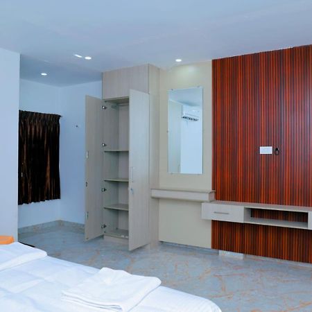 Grand Sangeetham Inn Tiruchchendūr Extérieur photo