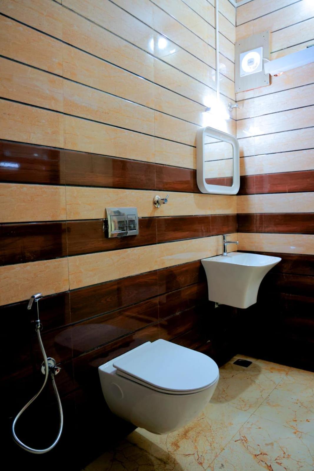 Grand Sangeetham Inn Tiruchchendūr Extérieur photo